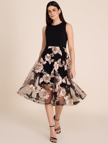 Halter Neck Floral Fit & Flare Dress | Le Chateau – Suzy Shier