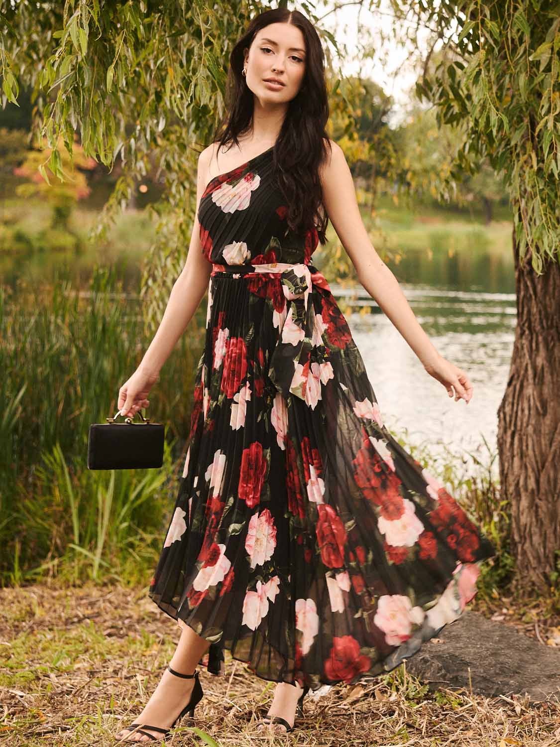 One-Shoulder Pleated Floral Gown | Le Chateau – Suzy Shier