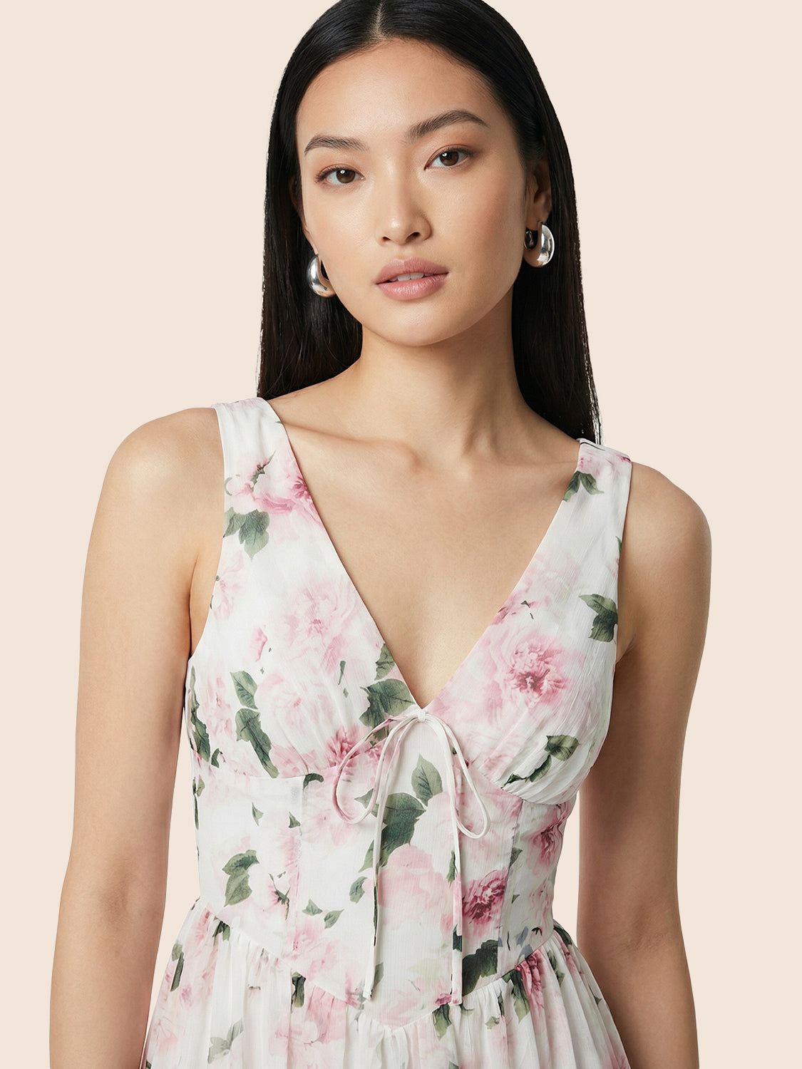 Robe mi-longue ajustée et évasée à motif floral