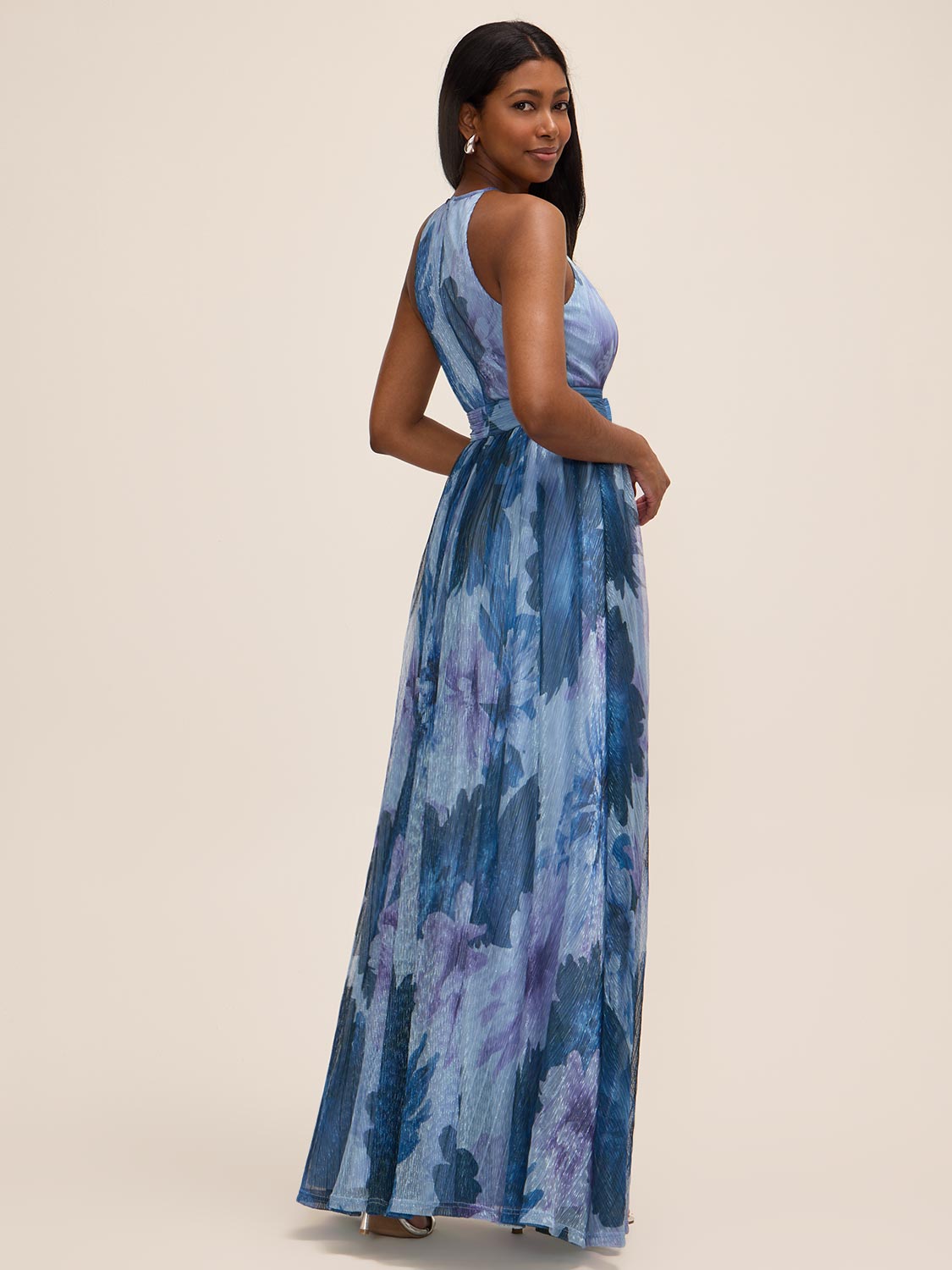 Metallic Floral Gown | Le Chateau – Suzy Shier