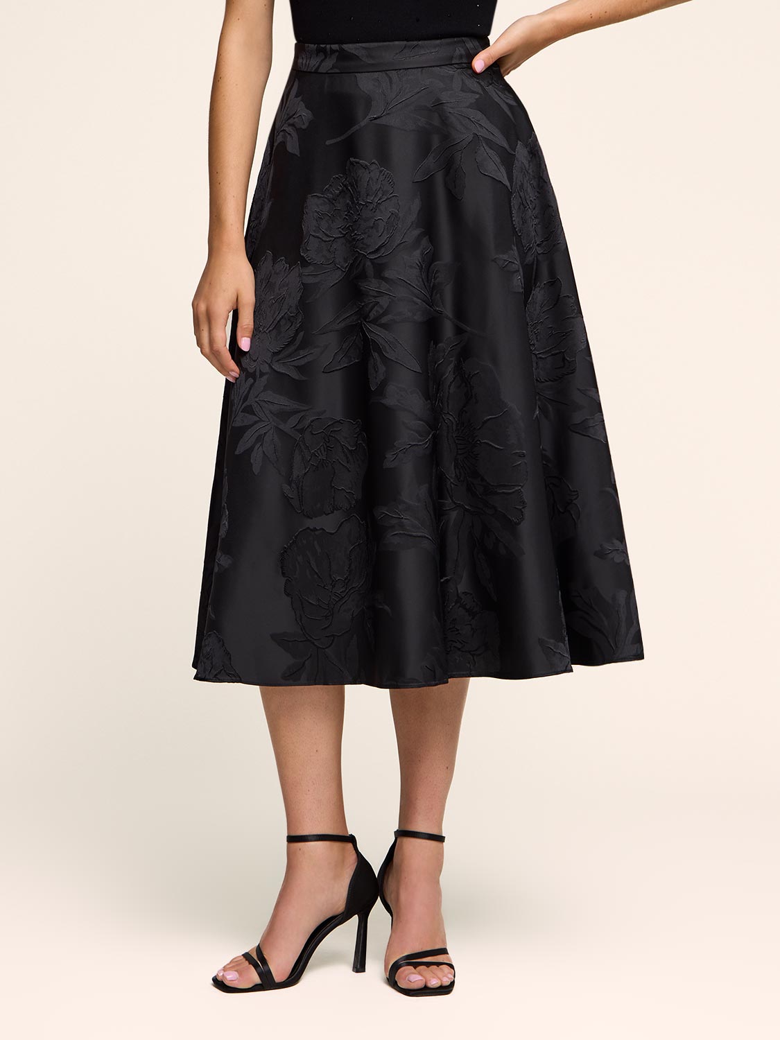 Jacquard Floral Midi Skirt Le Chateau – Suzy Shier