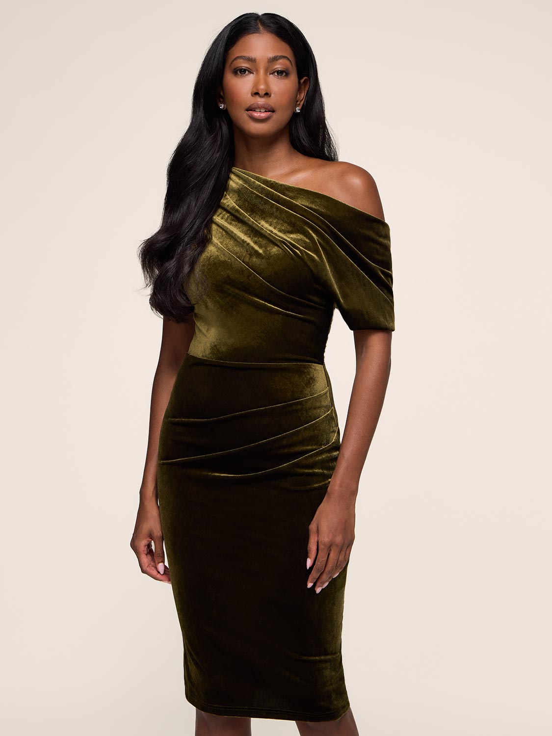 The Dress Shop: Women's Dresses, Gowns, & Jumpsuits | Le Chateau  Suzy  Shier