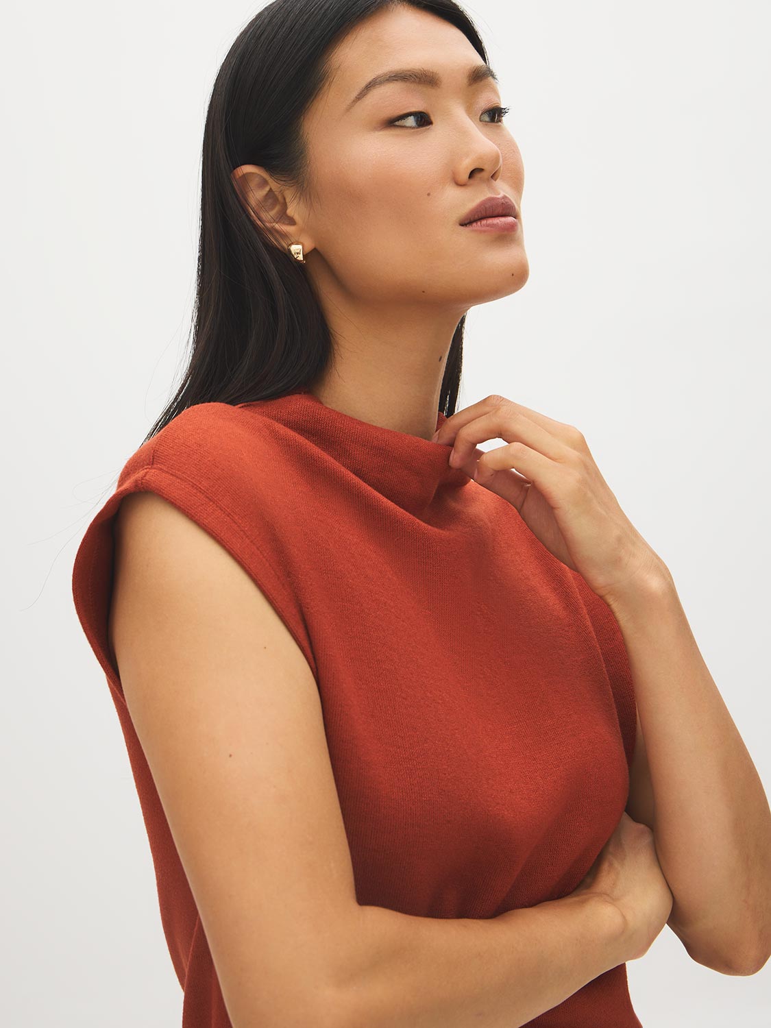 Arabian Spice Sleeveless Mock Neck Boxy Sweater Top - Close-up Fabric Detail - Suzy Shier