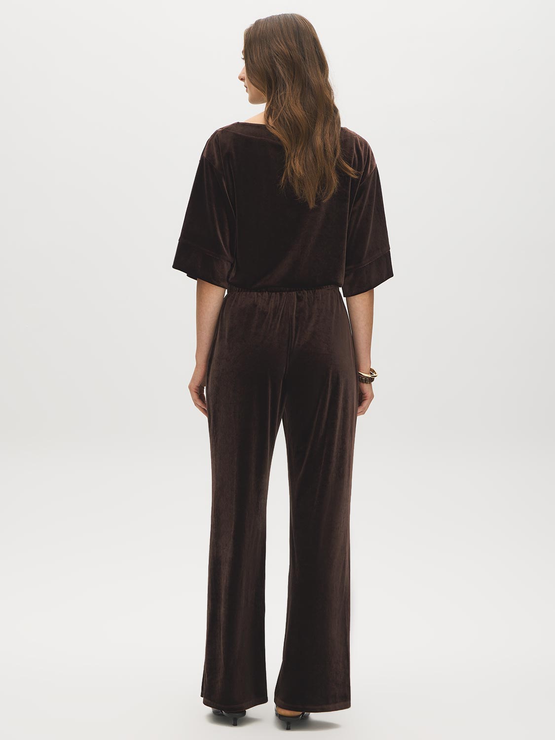 Coffee Bean Knit Velvet Wide-Leg Pull-On Pants - Back View - Suzy Shier