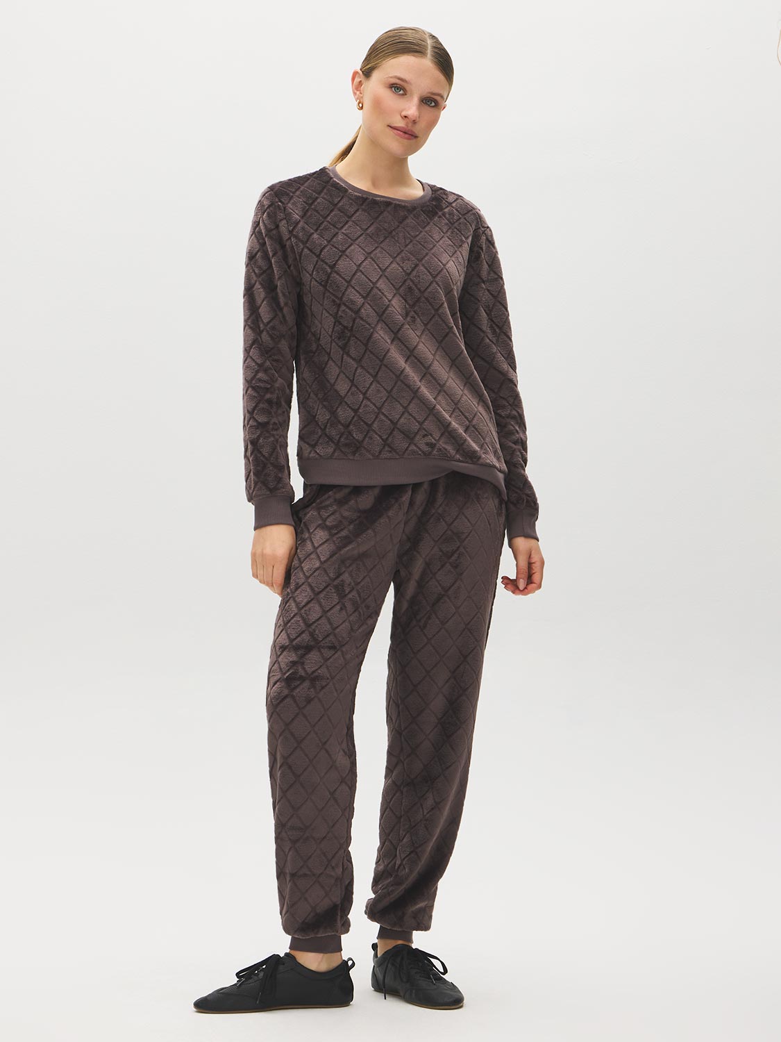 Coffee Diamond Pattern Plush PJ Set - Woman Wearing Soft Two-Piece Lounge Set - Suzy Shier