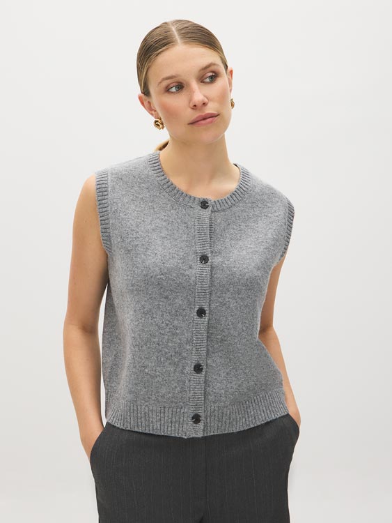 Heather Grey Button-Front Sleeveless Knit Vest - Side Profile View - Suzy Shier