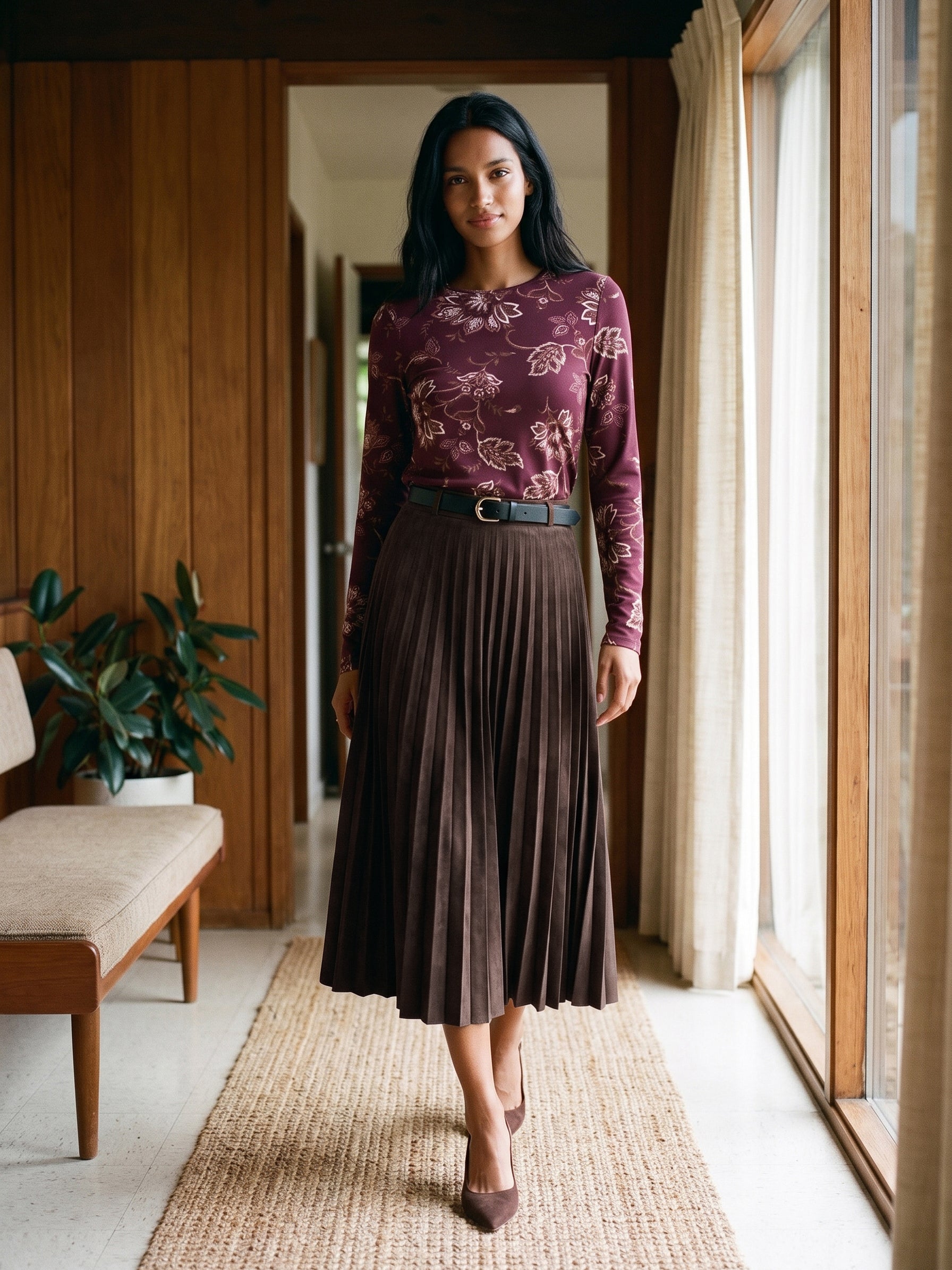 Winetasting Floral Crew Neck Jersey Top - Woman Wearing Long Sleeve Floral Print Top - Suzy Shier