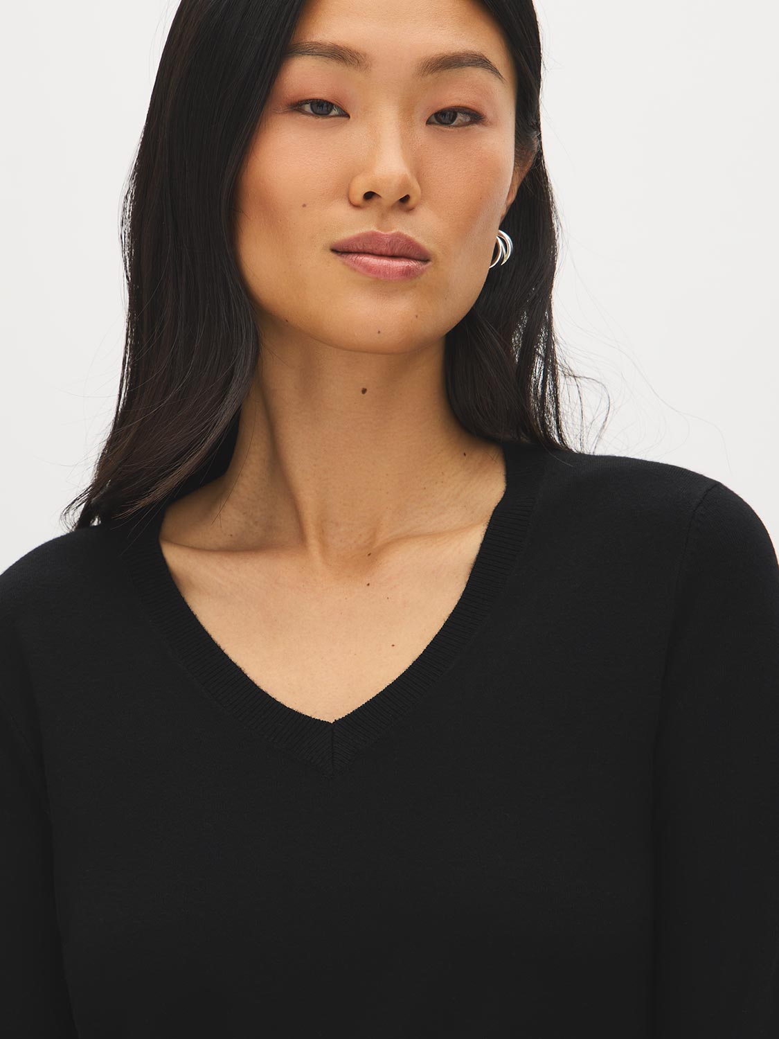 Black V-Neck Knit Sweater with Ribbed Cuffs - Collar Detail - Suzy Shier