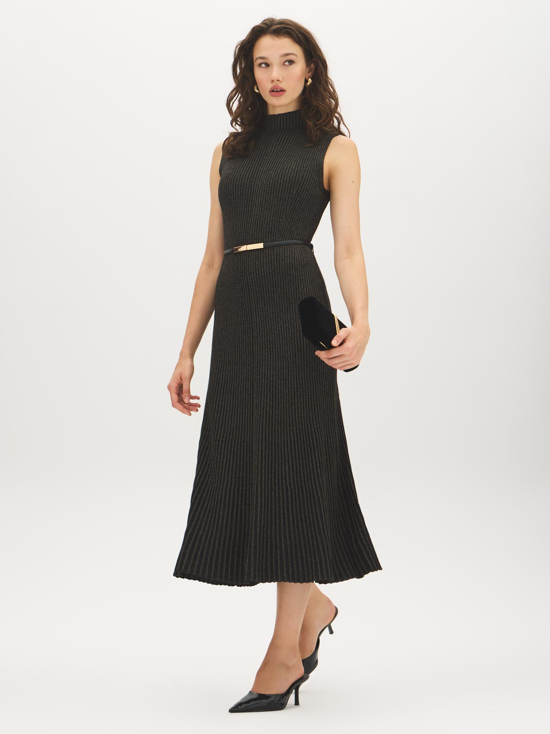 Black and Gold Sleeveless Ribbed Knit Dress - Side Profile View - Suzy Shier