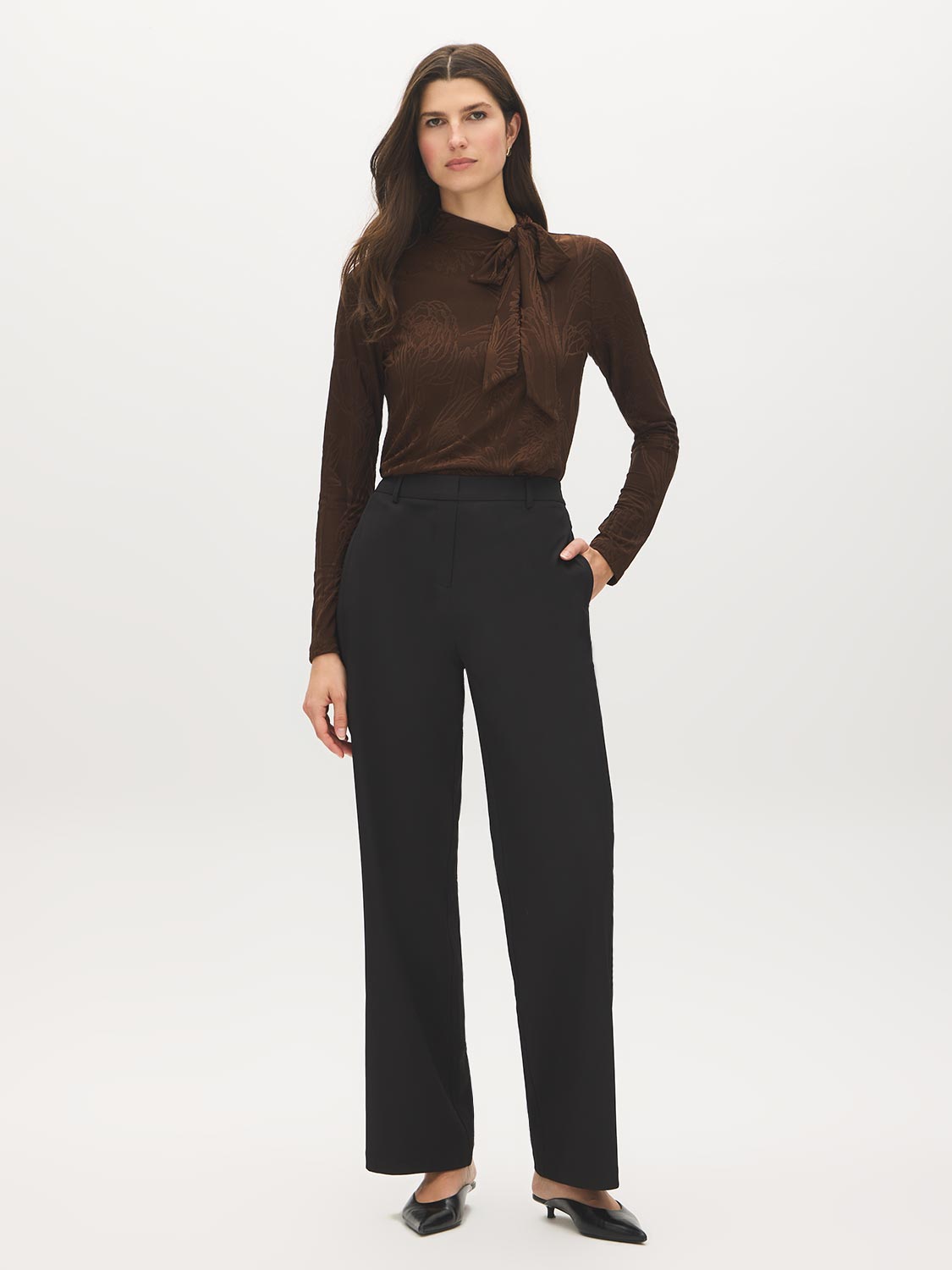 Black Pull-On Wide-Leg Pants with Seam Pockets - Woman Wearing Tailored Trousers - Suzy Shier