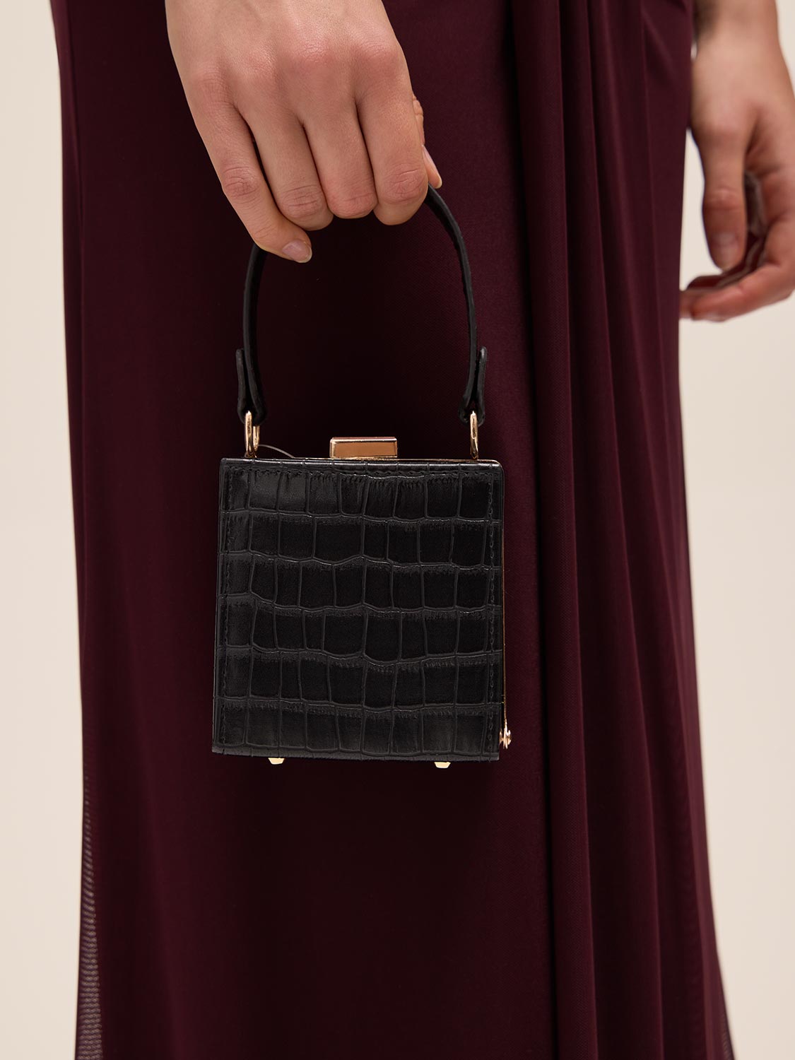 Black/Gold Faux Leather Croc Minaudire with Jewel Bow - Structured Evening Bag with Top Handle - Le Chateau