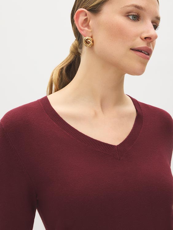 Zinfandel V-Neck Knit Sweater with Ribbed Cuffs - V-Neckline Detail - Suzy Shier