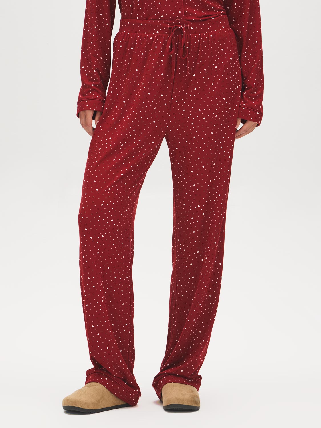 Winery Dots and Hearts Print PJ Set - Pants Detail - Suzy Shier