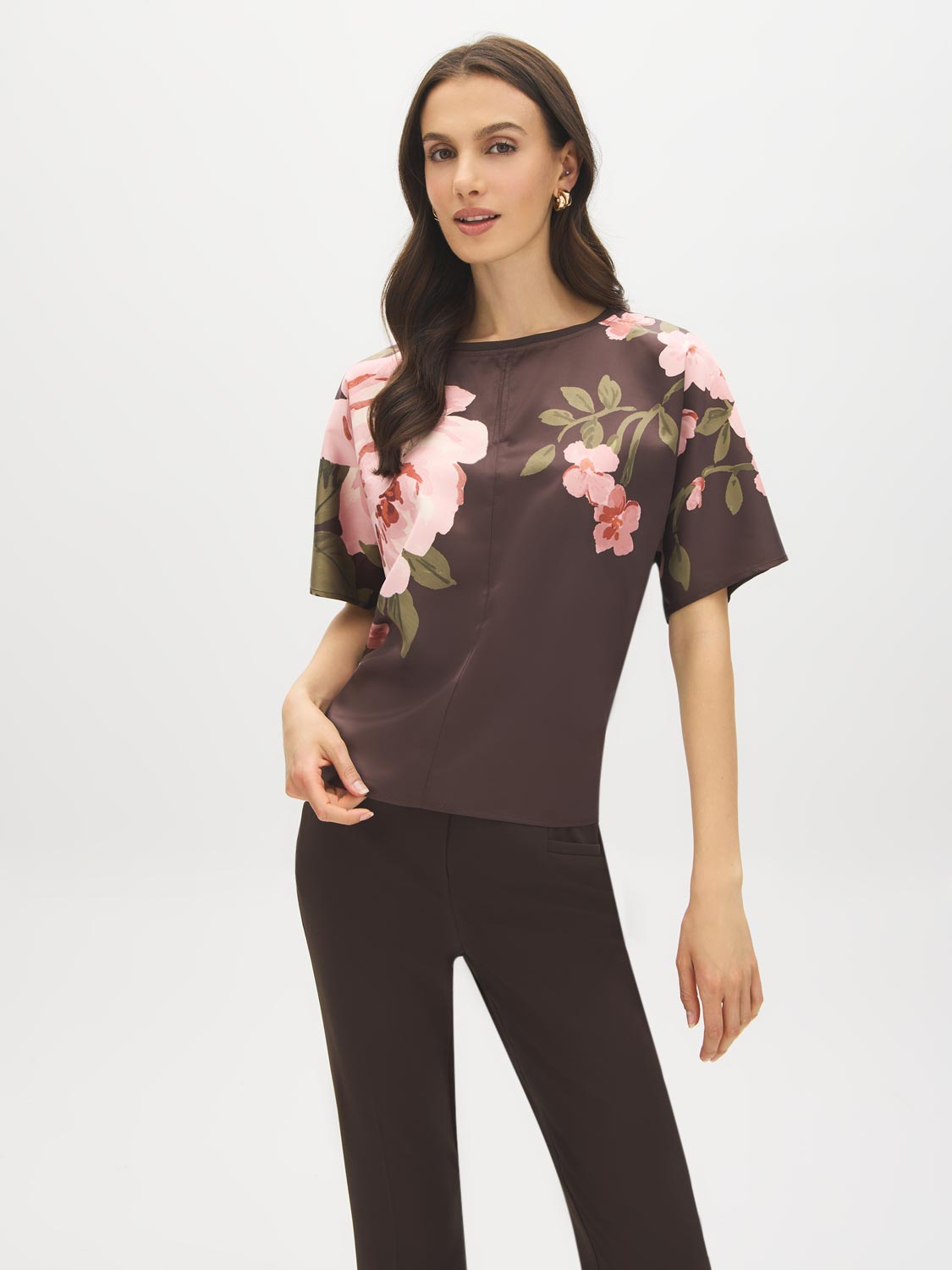 Floral Crinkle V-Neck Top | Suzy Shier