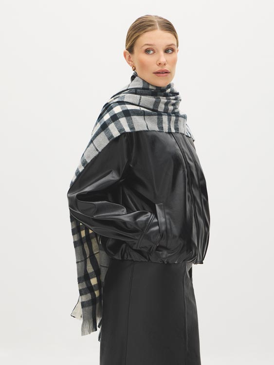 Grey/Black Plaid Scarf with Fringes - Close-up of Woven Texture and Fringe Detail - Suzy Shier
