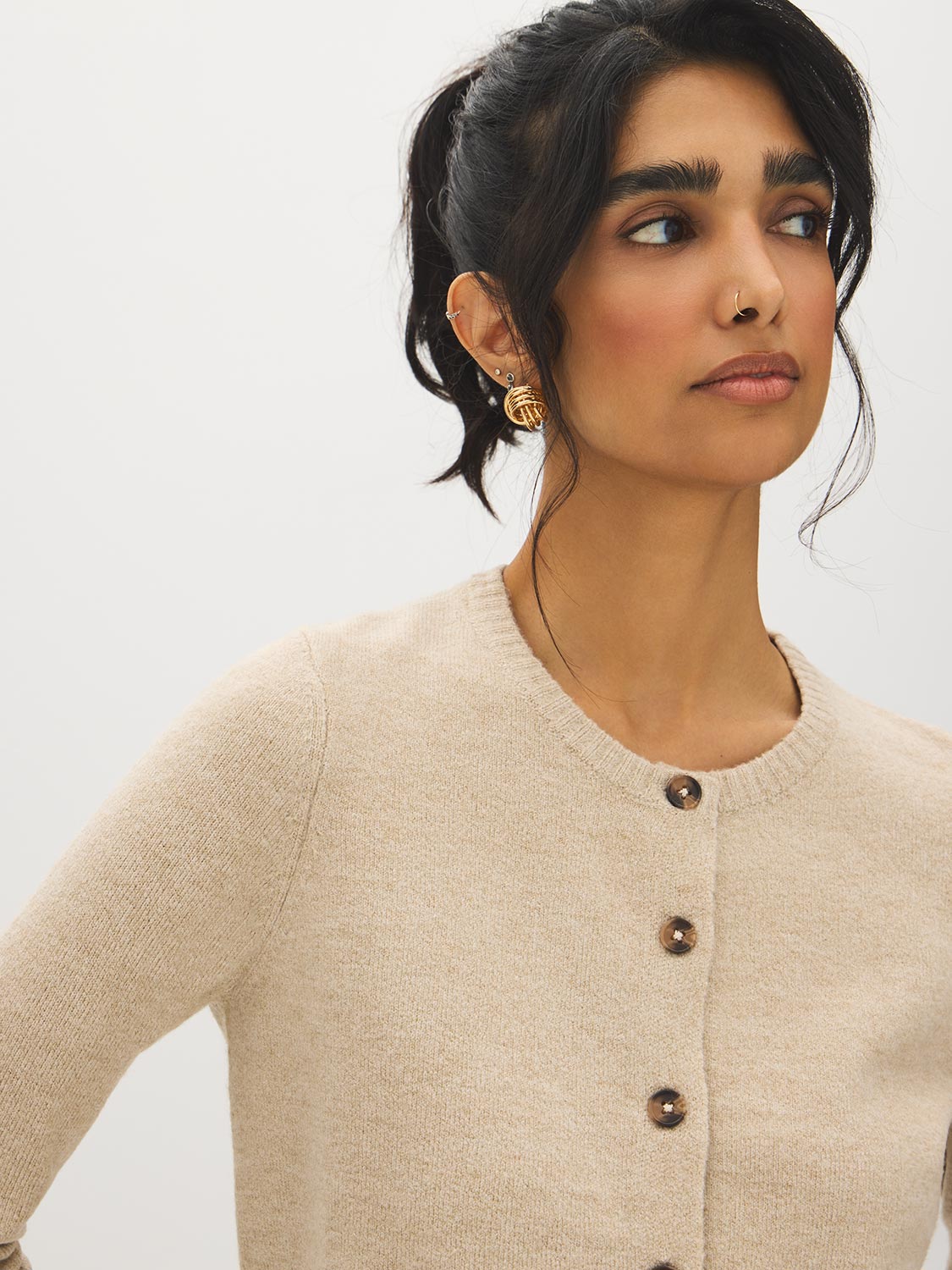 Oat Melange Button-Front Long Sleeve Cardigan - Close-up Button Detail - Suzy Shier