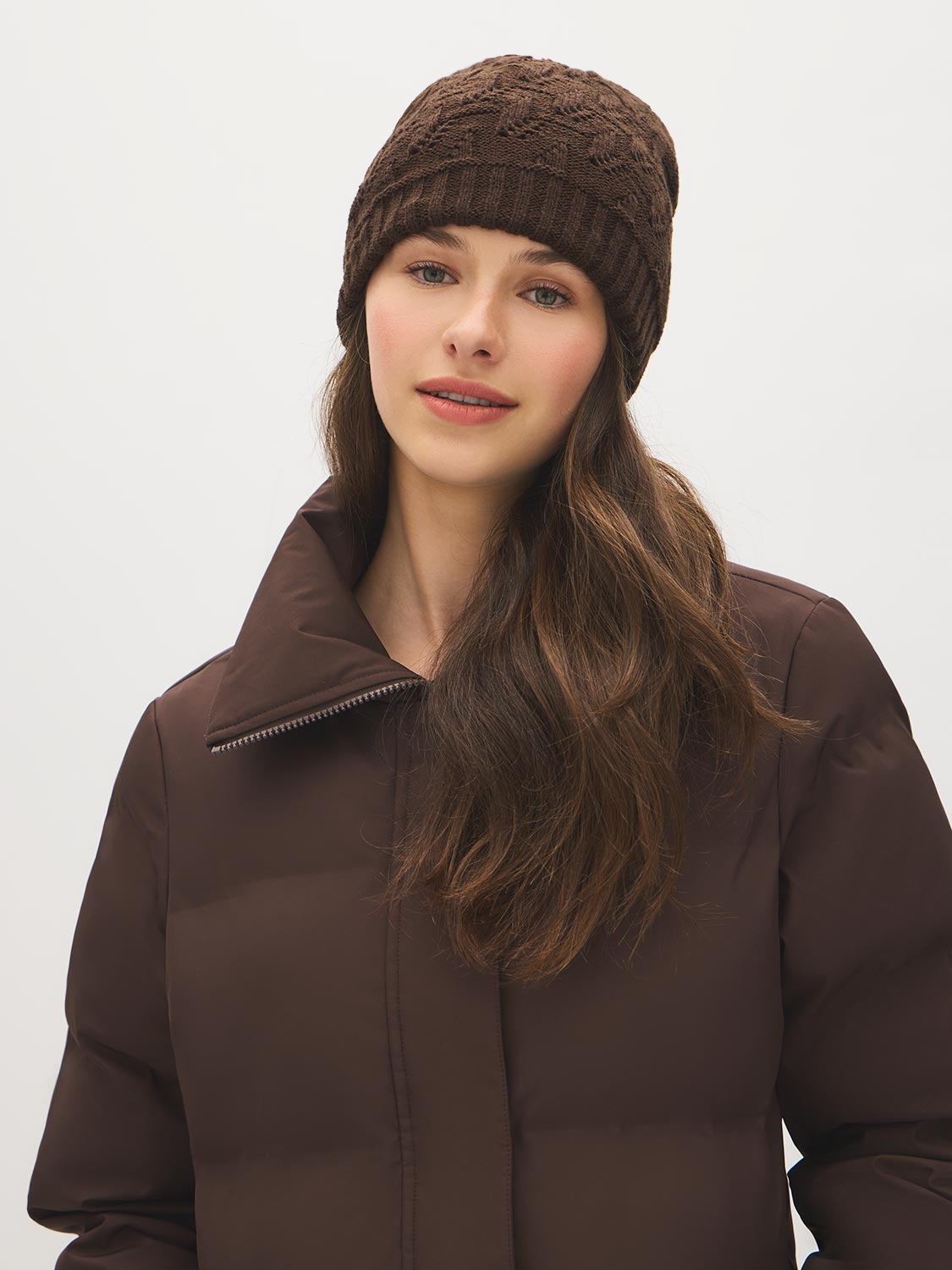 Brown Melange Knitted Cable Hat - Close-up Cable Knit Detail - Suzy Shier