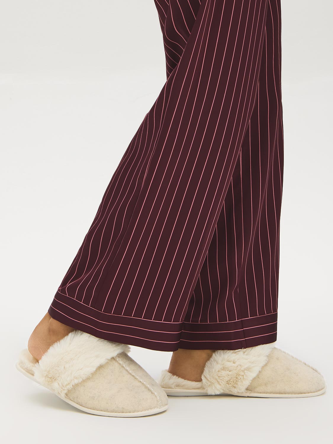 Natural Melange Faux Wool Slipper with Faux Fur Insole - Side Profile View - Suzy Shier