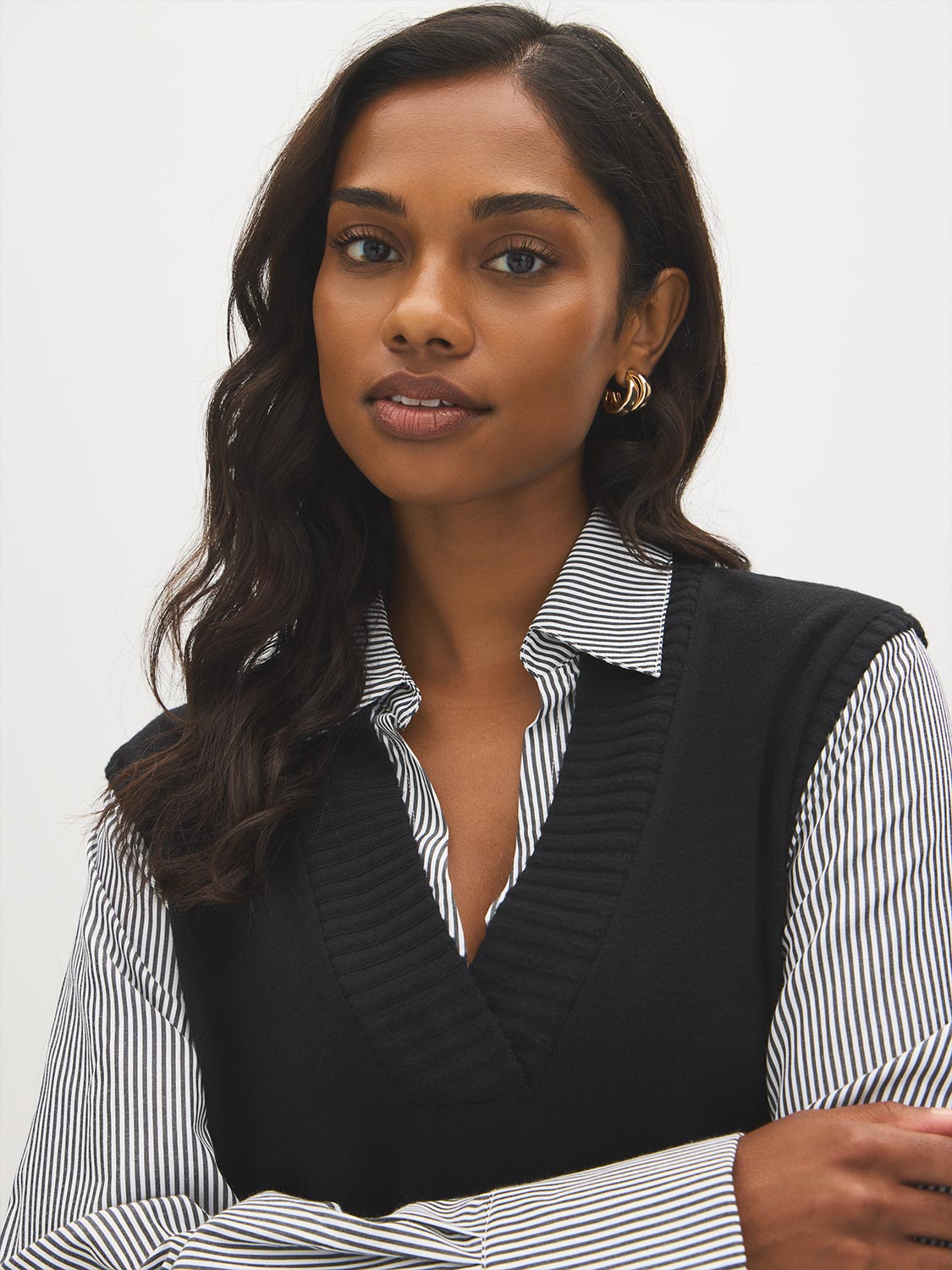 Jet Black Striped Poplin 2fer Knit Top - Close-up Collar Detail - Suzy Shier