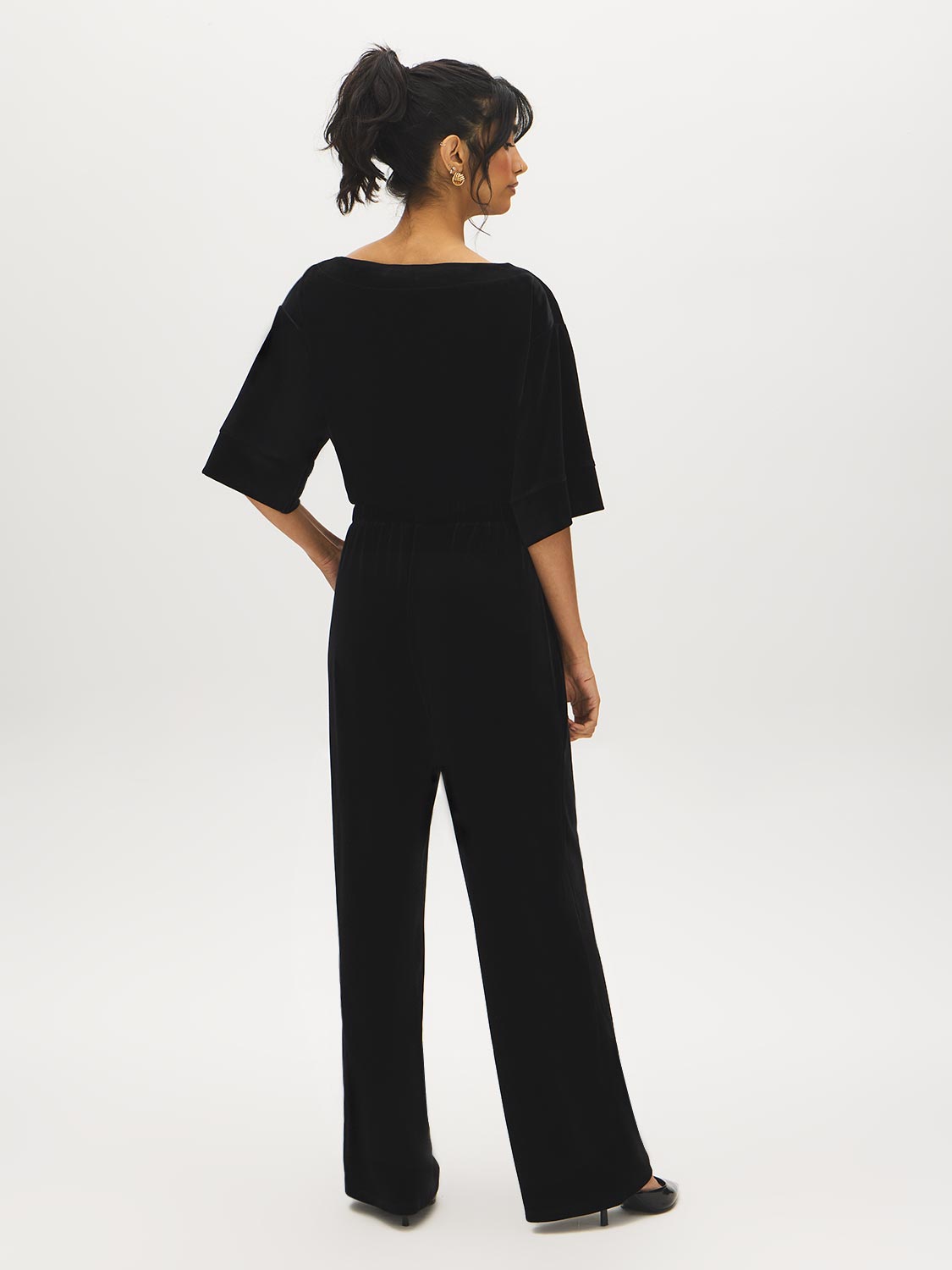 Black Velvet Wide-Leg Pull-On Pants - Back View - Suzy Shier