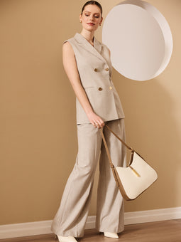  <span style='background-color: rgba(245, 245, 245, 0.6); color: #000000; font-family: Arial;'>Blazers & Vests</span>