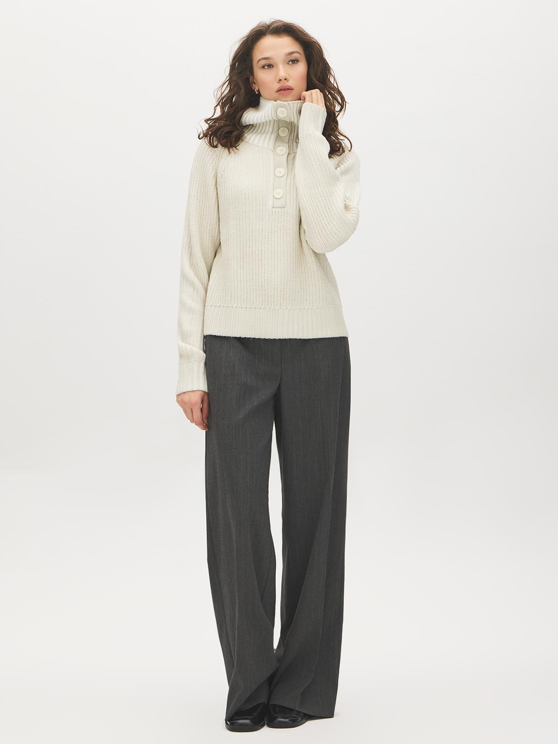 Wind Chime Ribbed Shaker Stitch Sweater - Front View - Suzy Shier