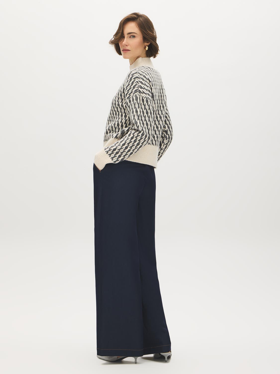 White/Dark Grey Jacquard Mock Neck Sweater - Side Profile View - Suzy Shier