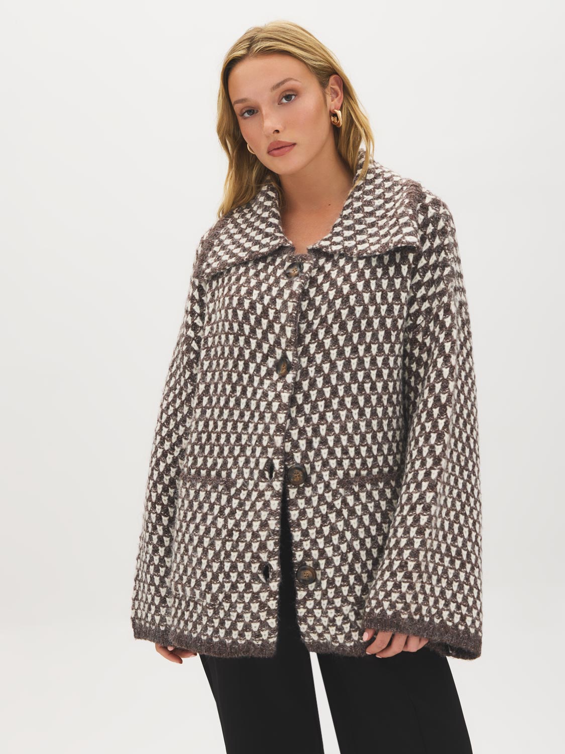 Coffee/Beige Melange Chunky Jacquard Cardigan - Woman Wearing Button-Front Knit Sweater - Suzy Shier