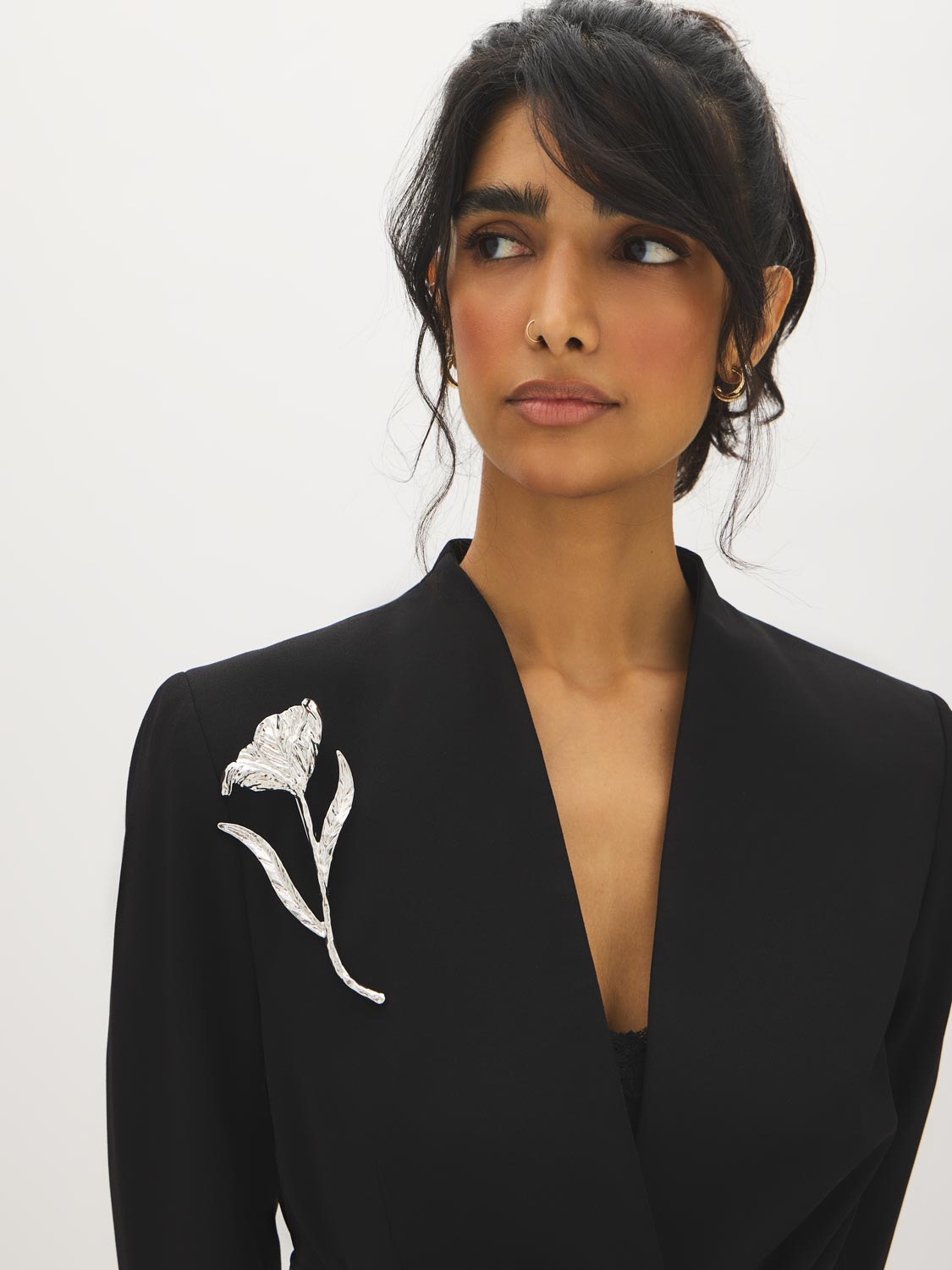 Black Collarless Knit Blazer with Sash Belt - Brooch Detail - Suzy Shier