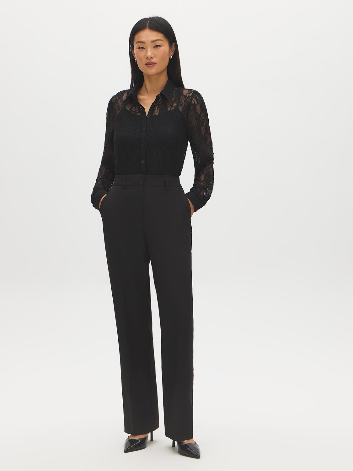 Black Front Zip Trousers with Elastic Back - Woman Wearing Tailored Pants with Slanted Pockets - Suzy Shier