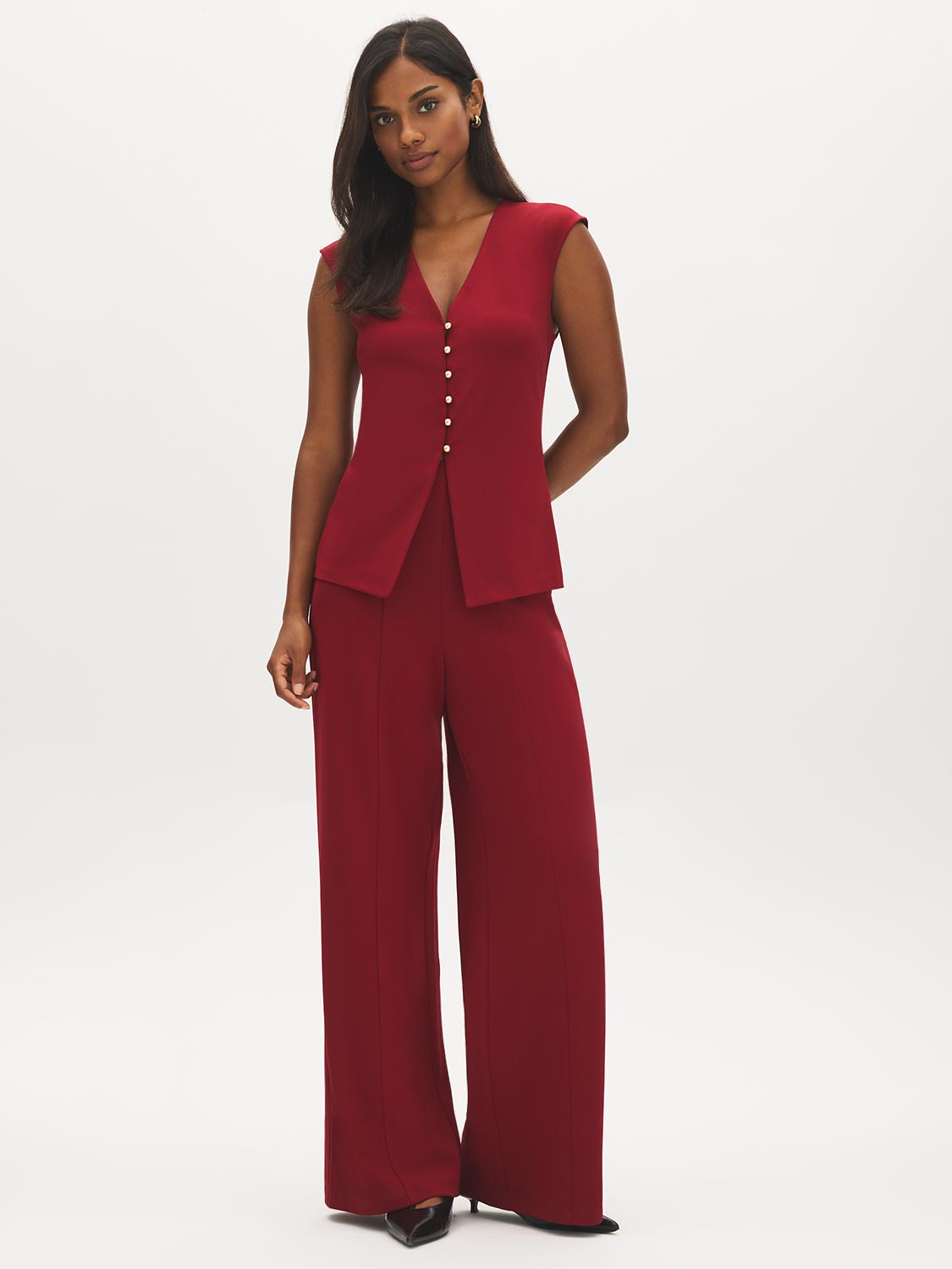 Lipstick Crepe Pull-On Wide-Leg Pant - Woman Wearing Seam Detail Trousers - Suzy Shier