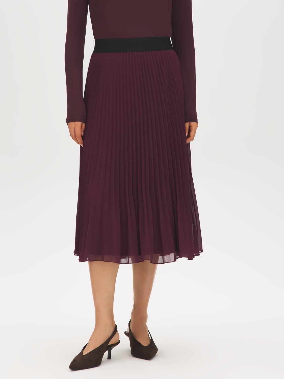 Winetasting Pleated Chiffon Skirt with Elastic Waistband - Front View - Suzy Shier