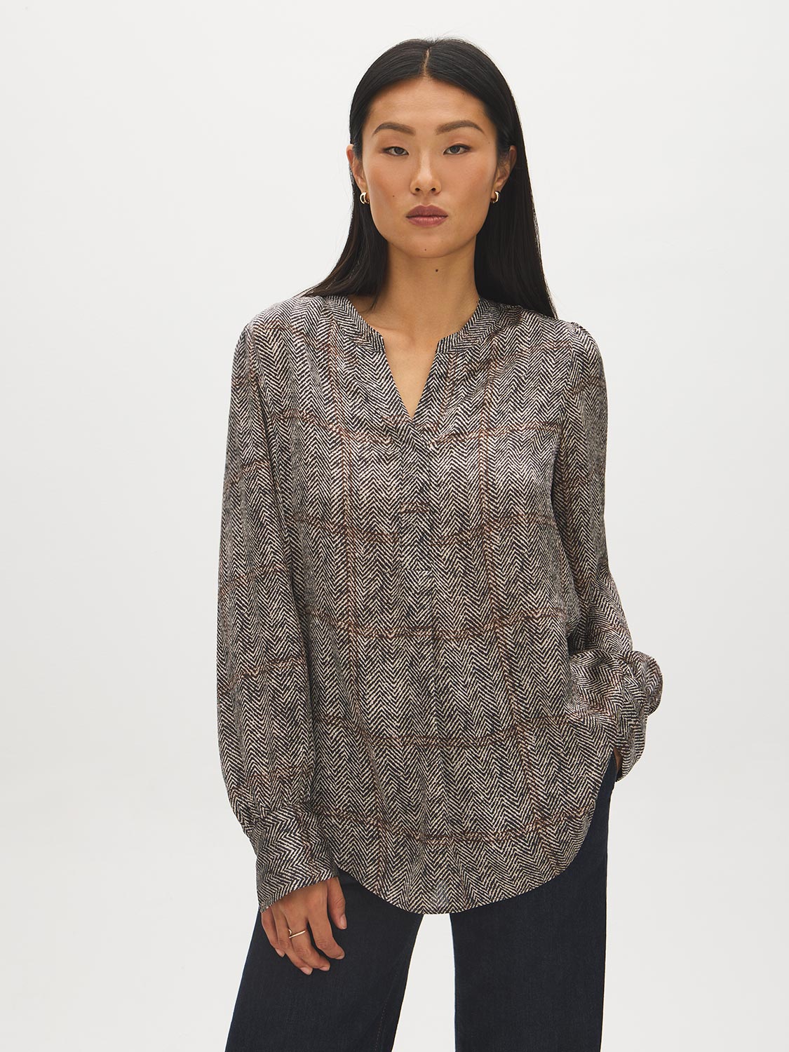 Gardenia Abstract Herringbone V-Neck Tunic Blouse - Woman Wearing Textured Satin-Like Blouse - Suzy Shier
