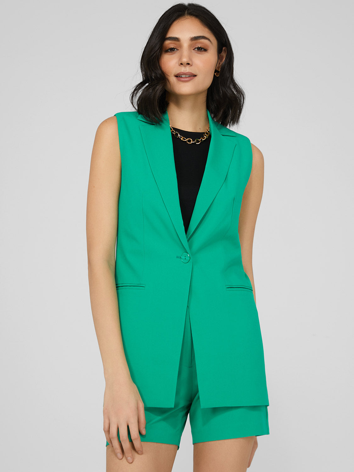 Sleeveless Blazer Vest – Suzy Shier